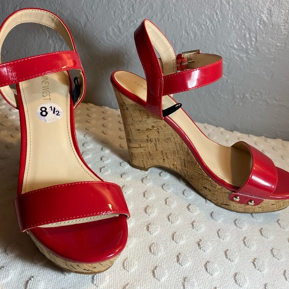 NINE WEST Red Patent Leather Cork Wedge - Picture 13 of 16